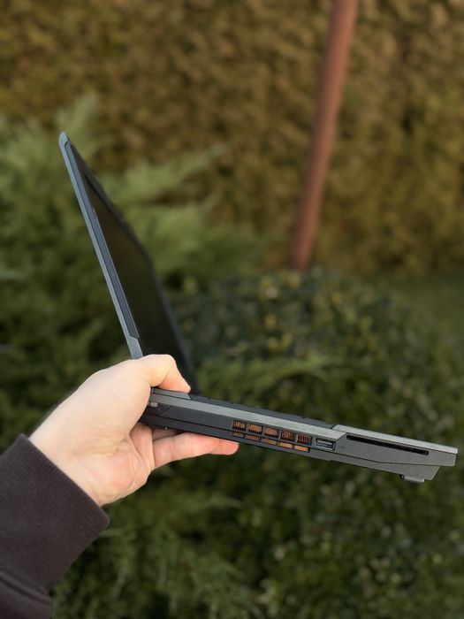 Ноутбук Fujitsu Siemens U9210 Core 2 Duo P8400 4/100GB  2.1″