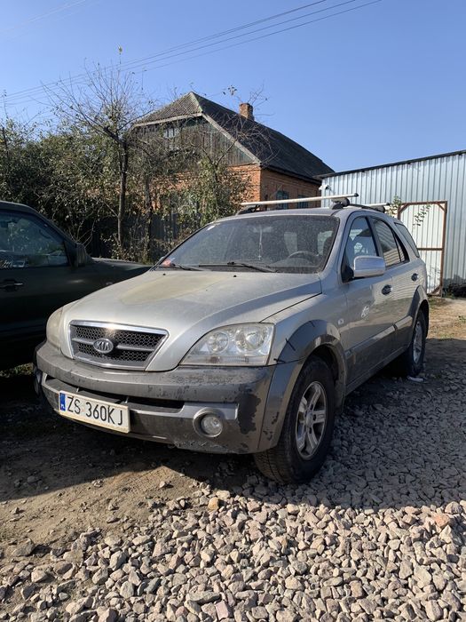 Разборка Kia Sorento 2,5d 02-07г стекло фара дверь мост