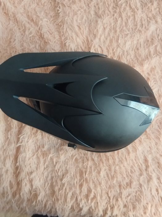 Продам шлем для скутера или Питбайка