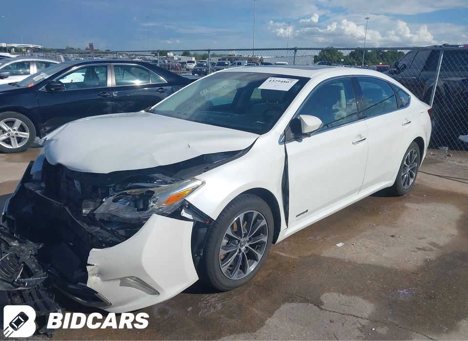 Toyota Avalon 2.5 гібрид