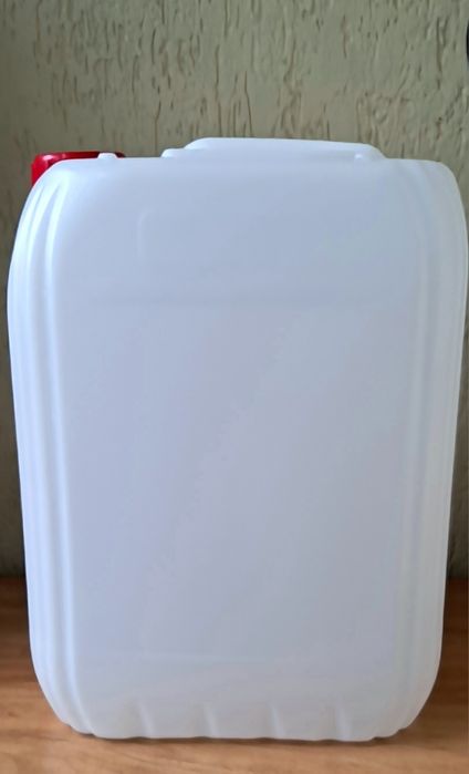 Каністра пластикова 20 літрів ( 20л ) б/в