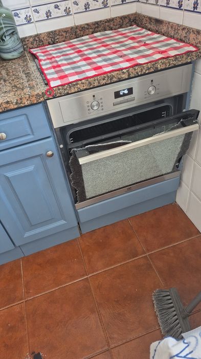 Forno de encastrar Electrolux