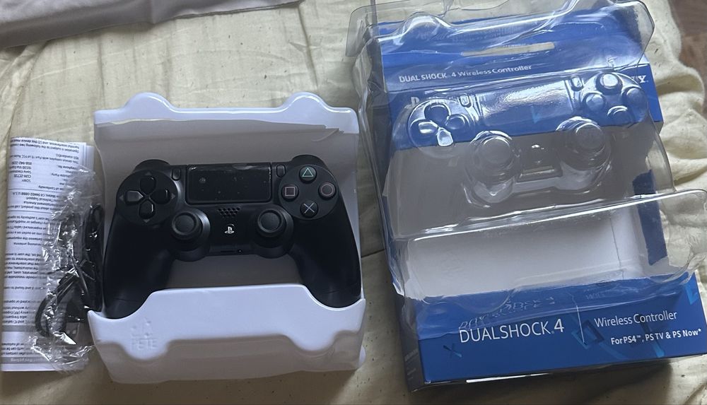 Dual Shock 4 Wireless Controller