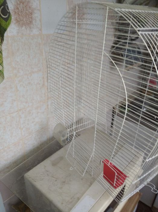 Большая клетка для  птиц