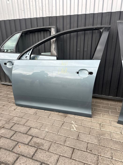 Двері VW Jetta 5 LF6A дверка передня задня Джета 5 седан дверь
