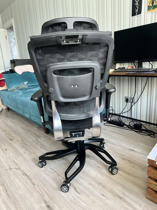 Компʼютерне крісло GT RACER