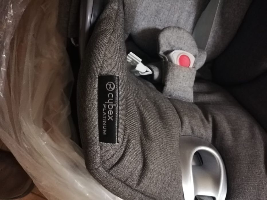 Ovo Cybex Cloud T i-Size + base Q-fix Automóvel