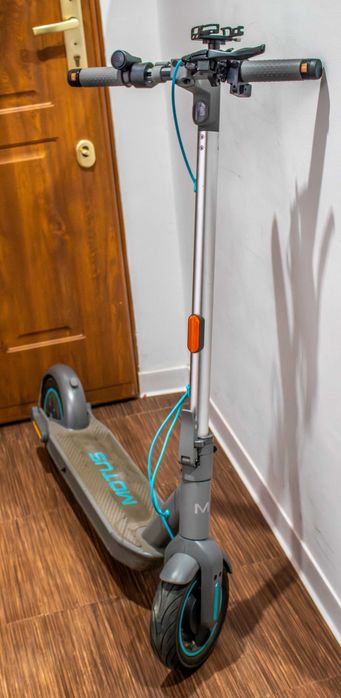 Hulajnoga elektryczna Motus Scooty 10