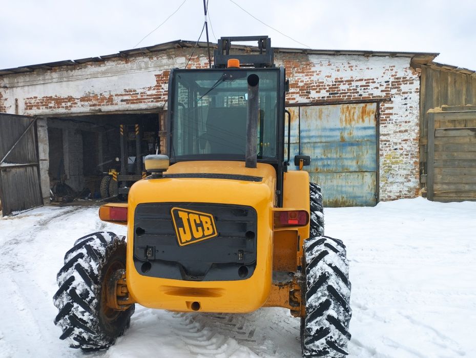 JCB     926     4x4