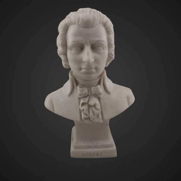 Wolfgang Amadeusz Mozart popiersie rzeźba posąg statuetka b61/052550