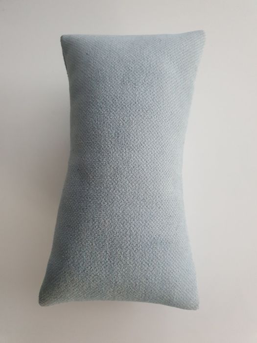 Poduszeczka-ekspozytor na bransoletki