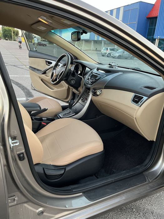 Продам Hyundai Elantra limited