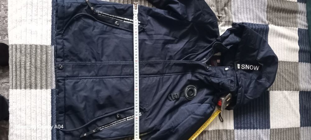 Куртка унісексі підліток демісізонка б/у рост146см.