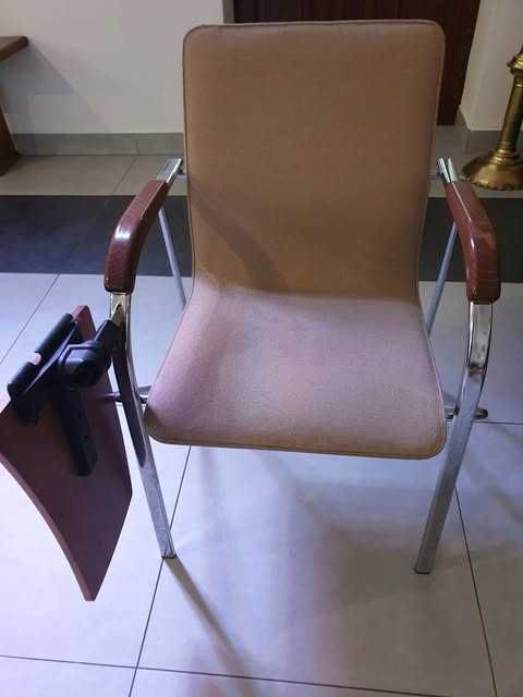 krzesło konferencyjne 100 szt.