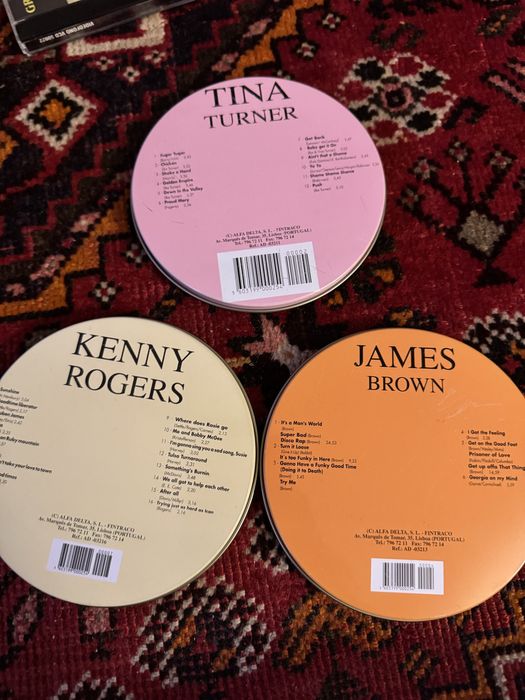 Lote 3 CDs Tina Turner, Kenny Rogers, James Brown