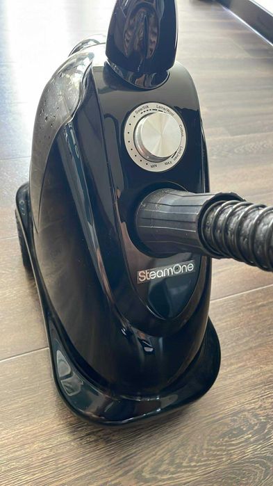 Parownica SteamOne PRO 2000