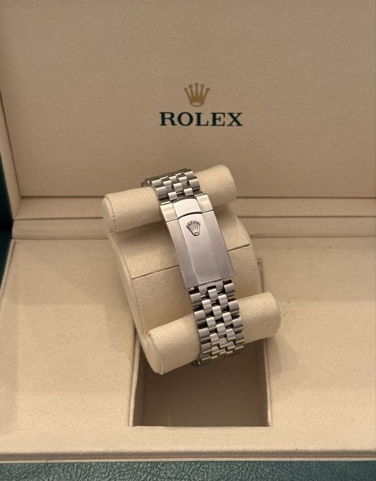 Rolex datejust green dial