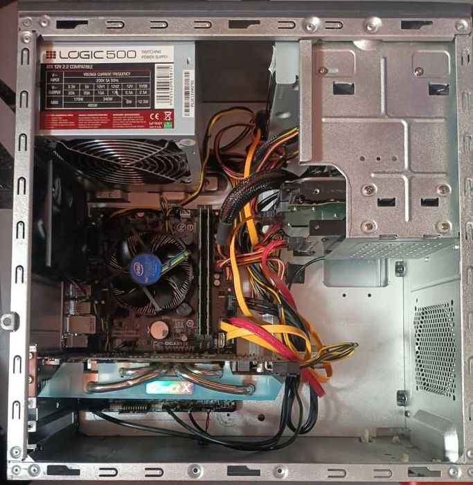 Komputer stacjonarny i5 Windows 11