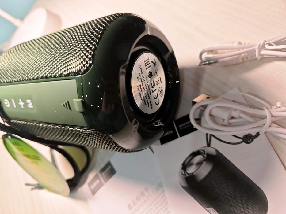 Все нове: акустична  колонка, картуз, стилус