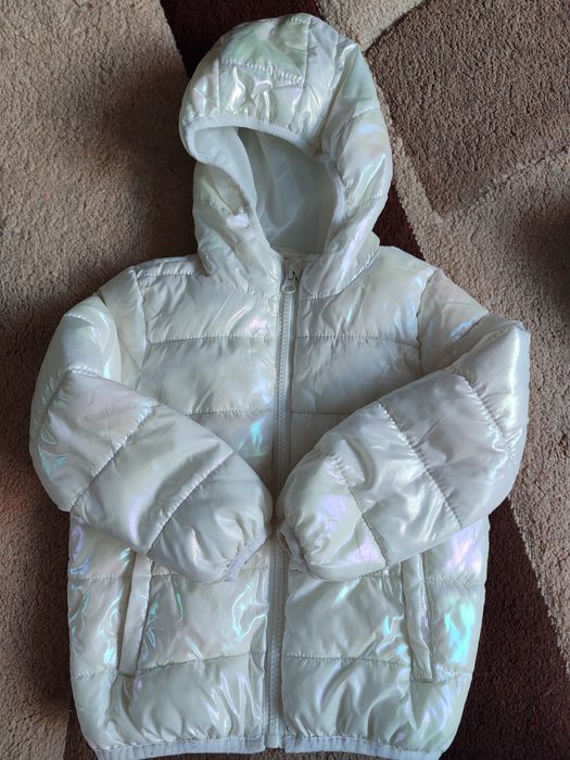 Демісезонна куртка для дівчинки