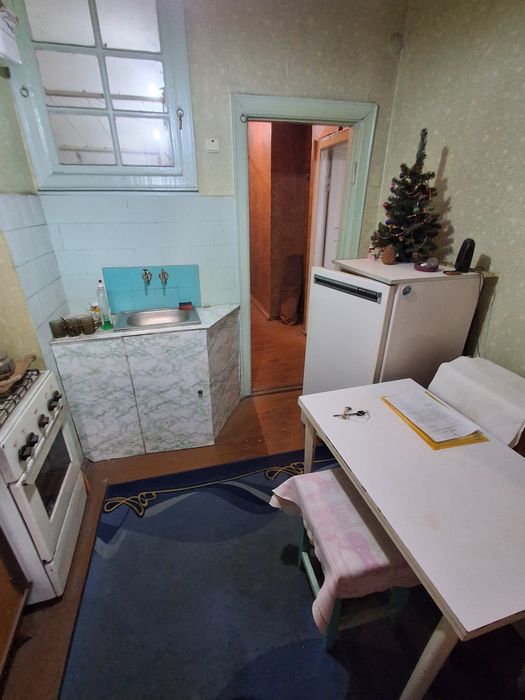 Продам 3к сталинку в центре города ул.Ковалевича