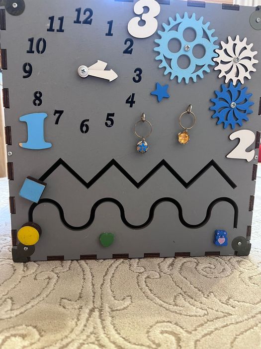 Бізікуб дитячий 30*30