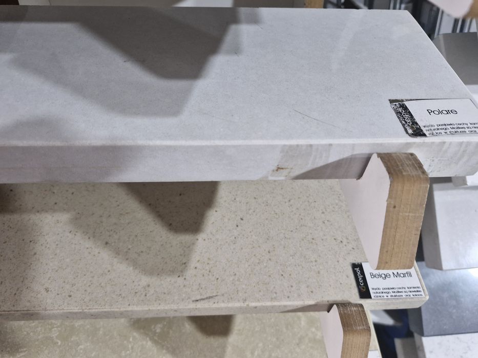 Parapety konglomerat ,blaty ,schody