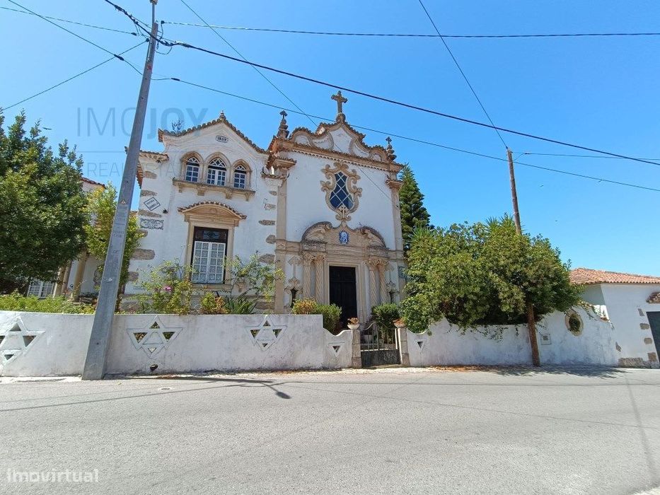 Moradia T6 para Venda no Juncal em Porto de Mós