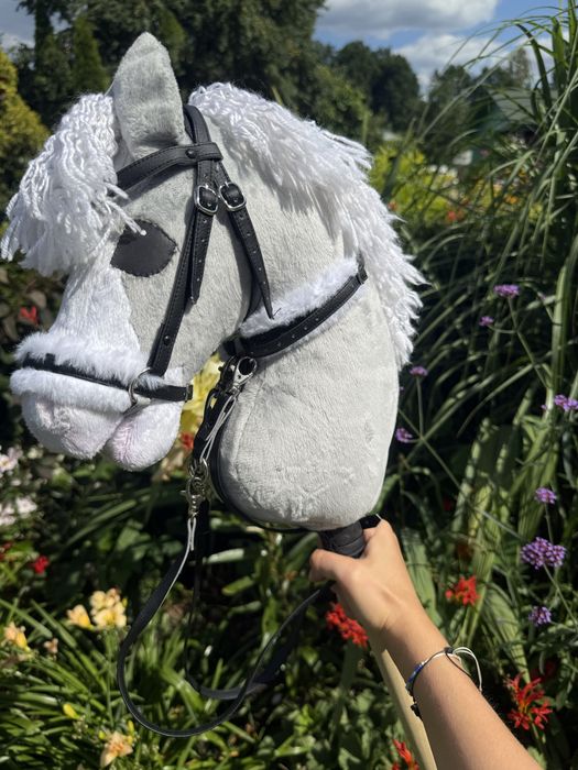 Sprzet  na hobby horse a4 lub a3 w kolorze czarno-białym