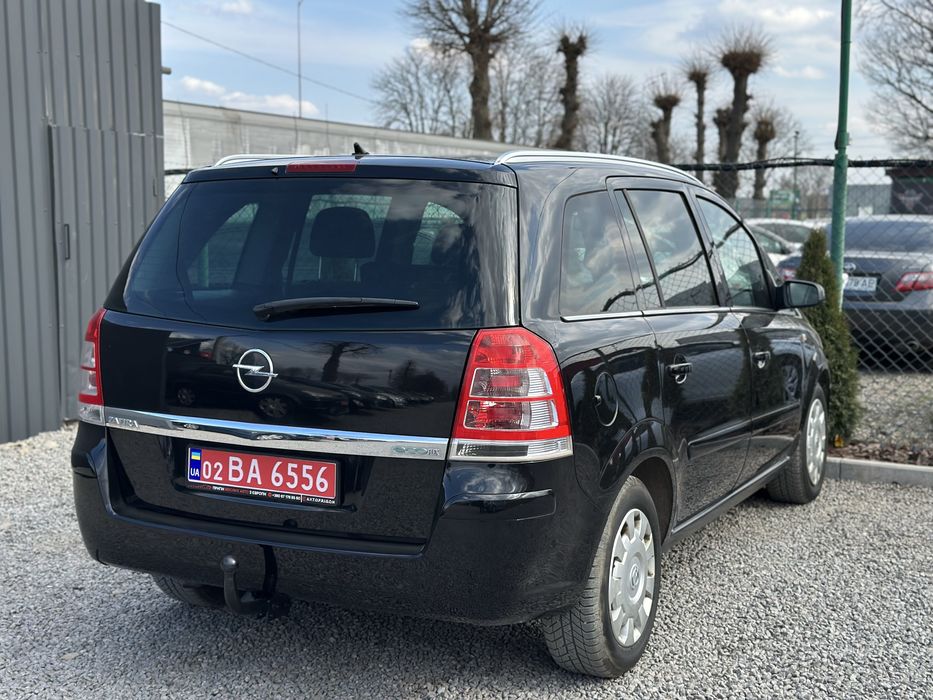 Продам Opel Zafira B 2009