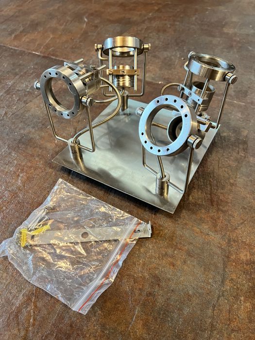 Candeeiro teto com 4 lampadas