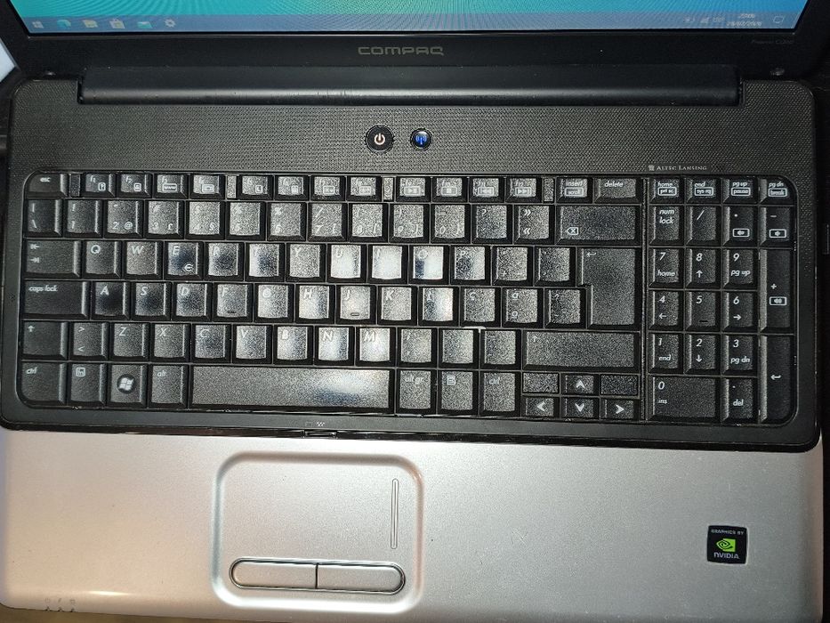 Portátil Compaq Presario CQ60