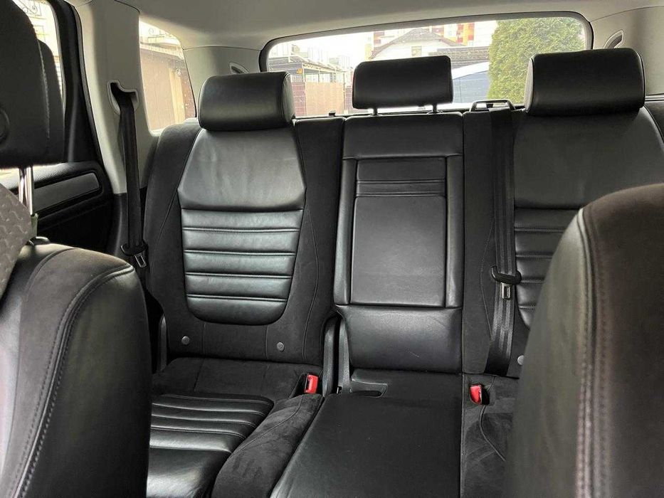 Продаю авто Volkswagen Touareg