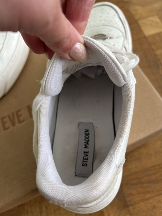 Steve Madden Кросівки шкіряні 43р кроси шкіра білі
