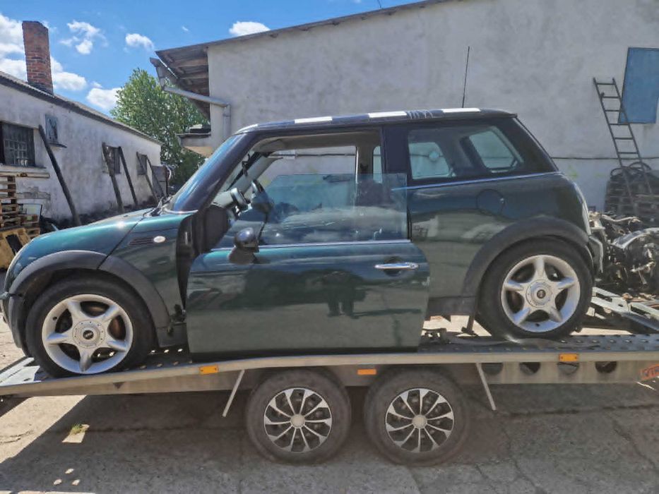 Mini Cooper R50 na części 1.6