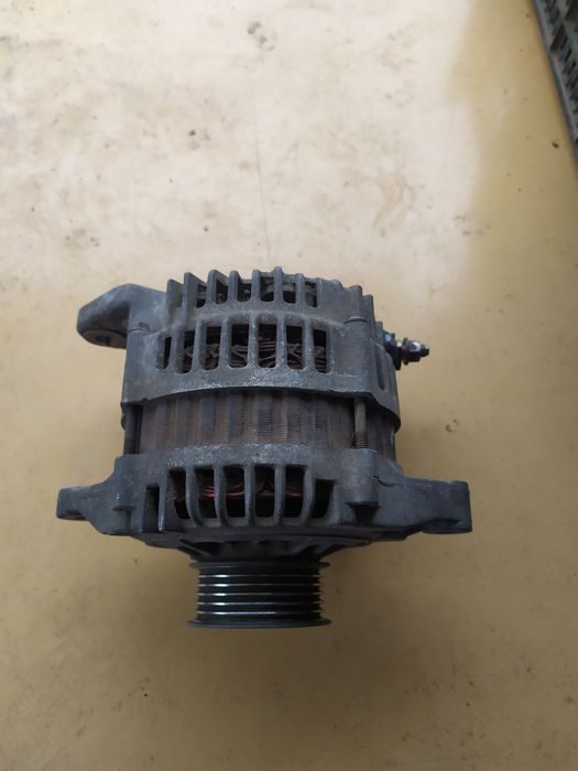 Генератор Nissan Almera N 16