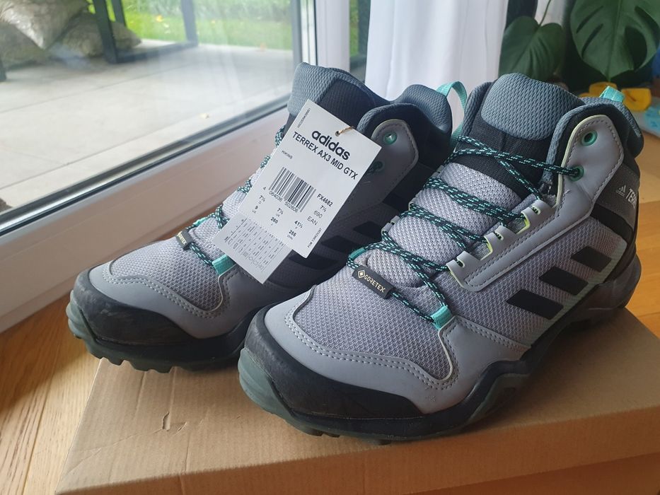 Adidas TERREX ax3 mid gor-tex W. Buty trekkingowe.