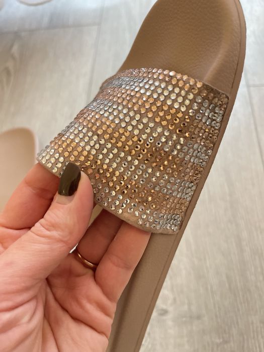 Klapki- aldo-40-cyrkonie