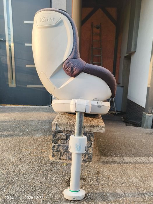Fotelik samochodowy Britax Romer z isofix