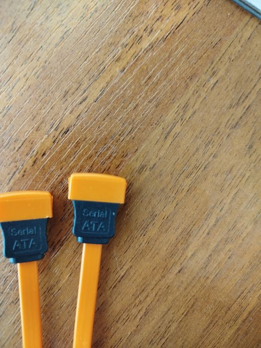 Kabel Serial ATA