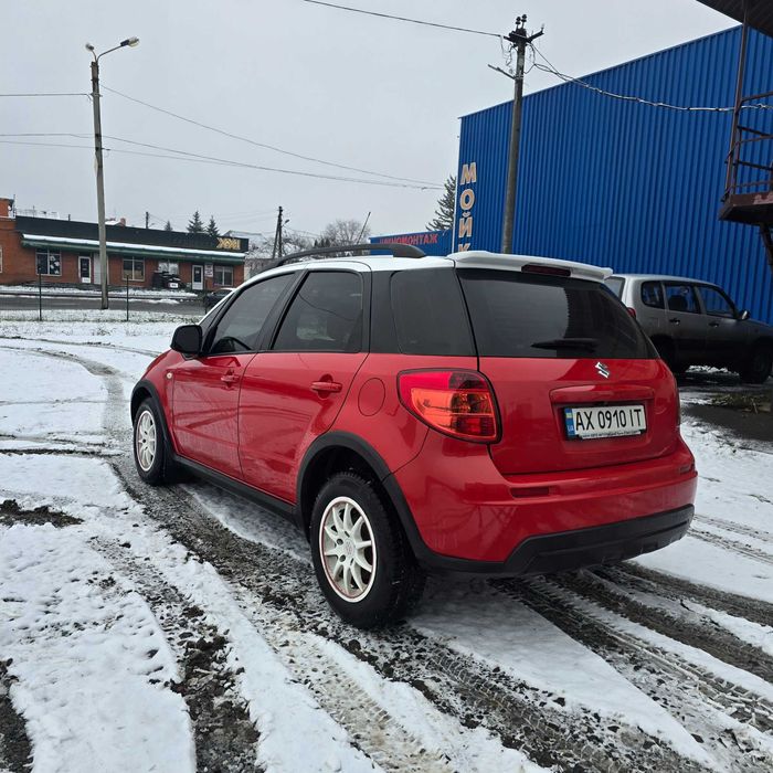 Продам Suzuki sx4 1.6 бензин АКПП 2012г.в.