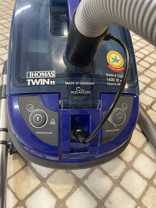 Моющий пылесос томас