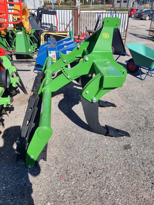 Głębosz M-TYTAN 2250