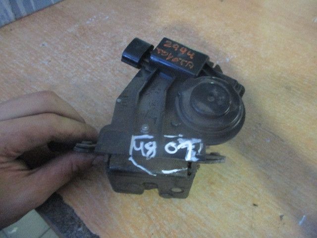 Fechadura / fecho da mala TOYOTA Auris Hatchback (_E15_)
