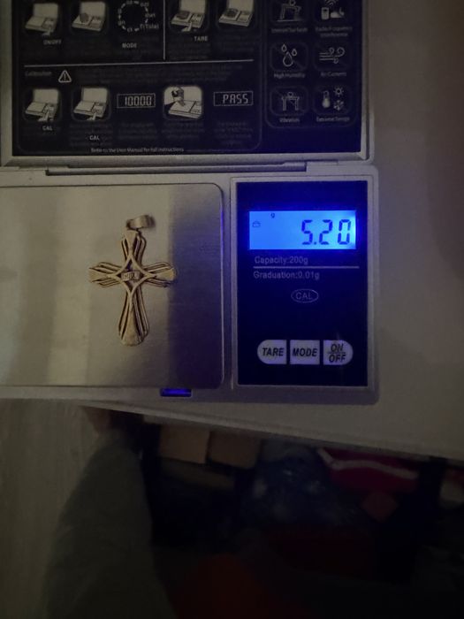 Crucifixo de ouro 19.2kt