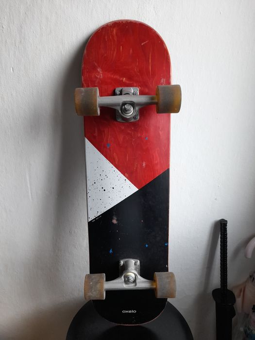 Skate com 2 conjuntos de rodas