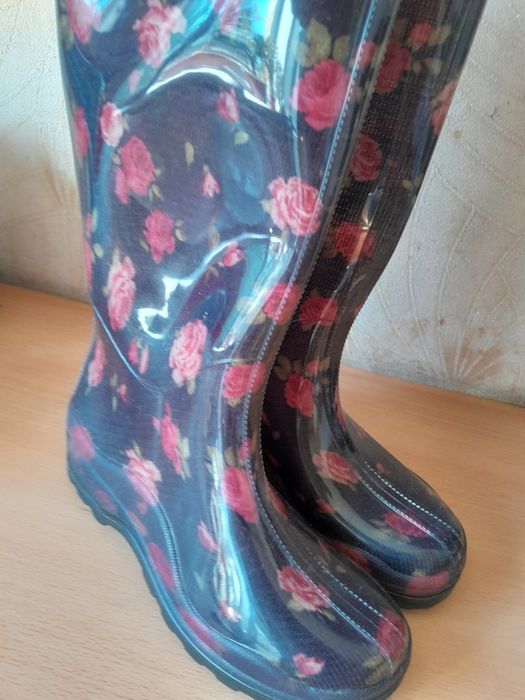 Резиновые сапоги