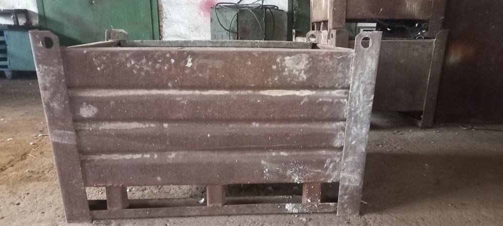 Контейнер металевий