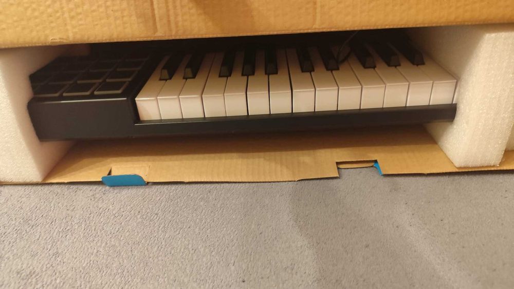 Klawiatura MIDI Alesis VI25