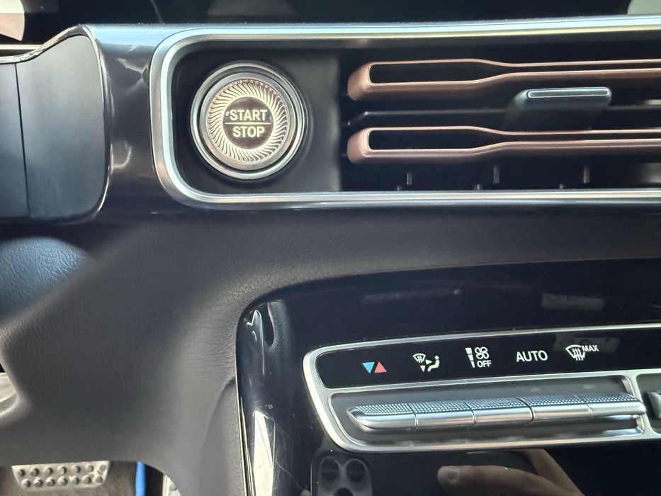 Mercedes-Benz EQC 2020 N293 400 AT (408 к.c.) 80 kWh 4Matic AMG-Line